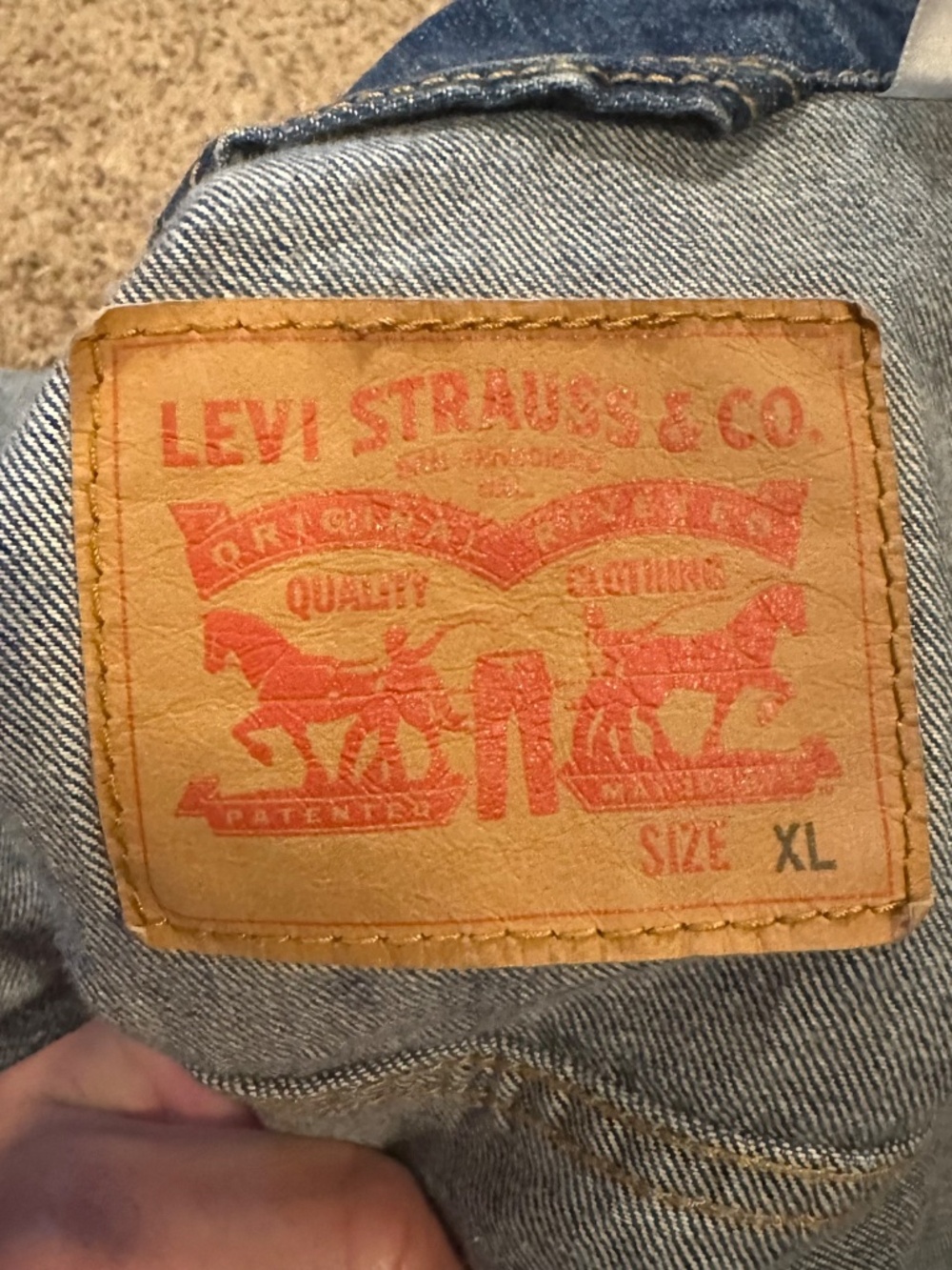 Levi’s Denim Trucker Jacket 70589 XL EXCELLENT CONDITION!! - Picture 7 of 11
